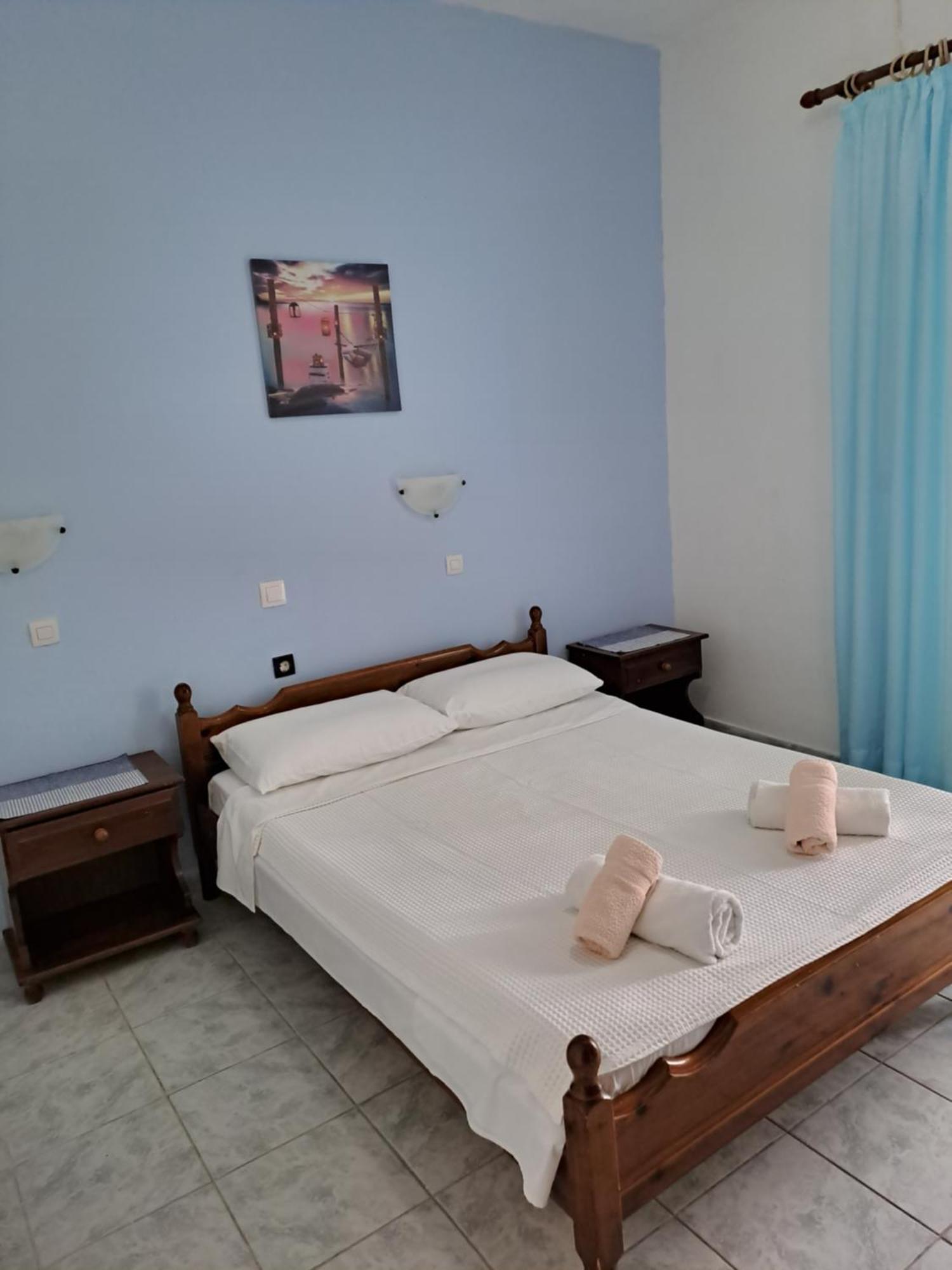 Tony'S Apartments Agios Georgios  Bagian luar foto