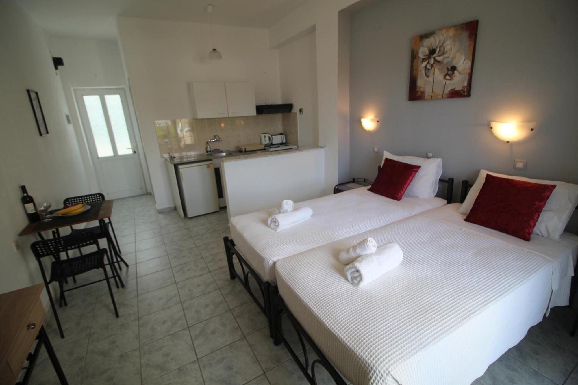 Tony'S Apartments Agios Georgios  Bagian luar foto