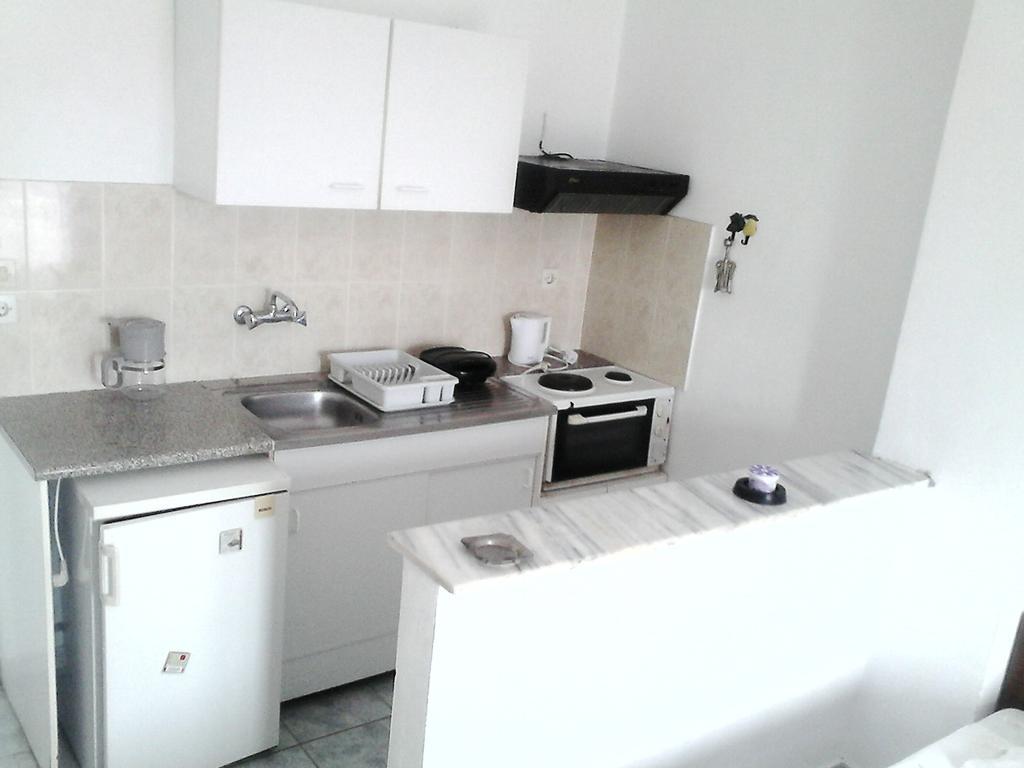Tony'S Apartments Agios Georgios  Bagian luar foto